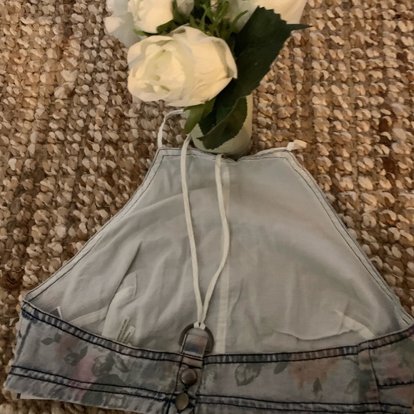 New Kimchi blue flower crop top - Picture 4 of 5